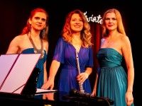  Anstasia Bouria, Darya Yeliseyeva, Katarzyna Czekanowska 