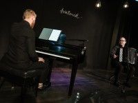 Światowid klasycznie | Tasten Duo