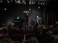 Światowid klasycznie | Tasten Duo